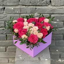 Цветочная композиция из Розы в коробке в Инкермане