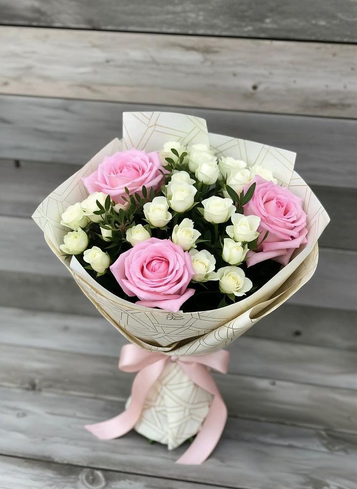 Букет цветов из: Розы в Инкермане