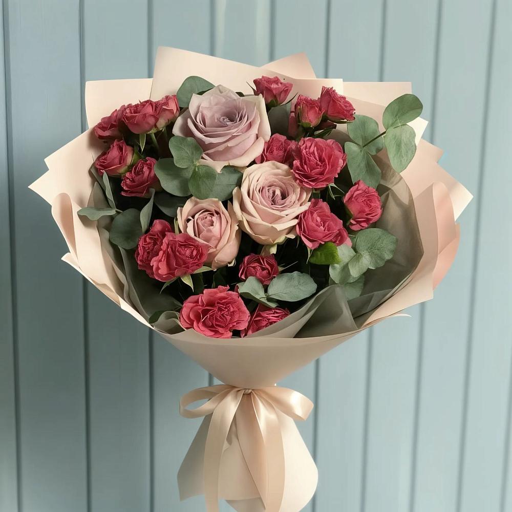 Букет цветов из: Гвоздики и Розы в Инкермане