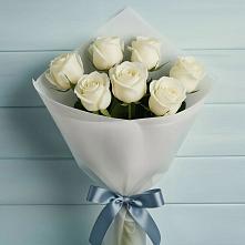 Букет 7 Белых роз Эдлесс Лав в Инкермане