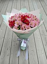 Букет цветов из:  Альстромерии в Инкермане