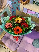 Букет цветов из:  Герберы, Хризантемы и Альстромерии #REPLACE_PRED# Инкермане