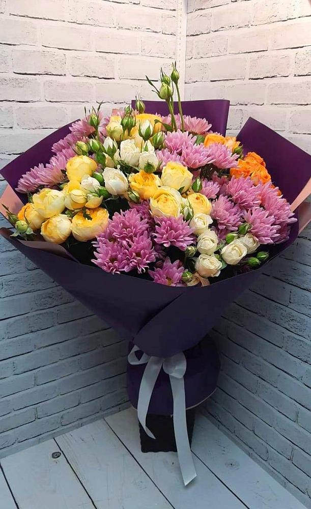 Букет цветов из: Хризантемы и Розы в Инкермане