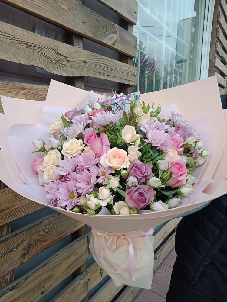 Букет цветов из: Розы и Хризантемы в Инкермане