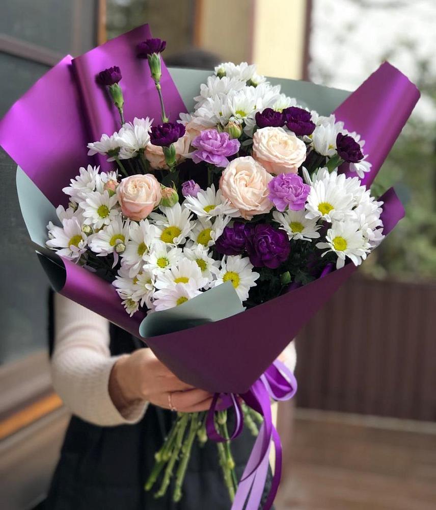 Букет цветов из: Хризантемы, Гвоздики и Розы в Инкермане
