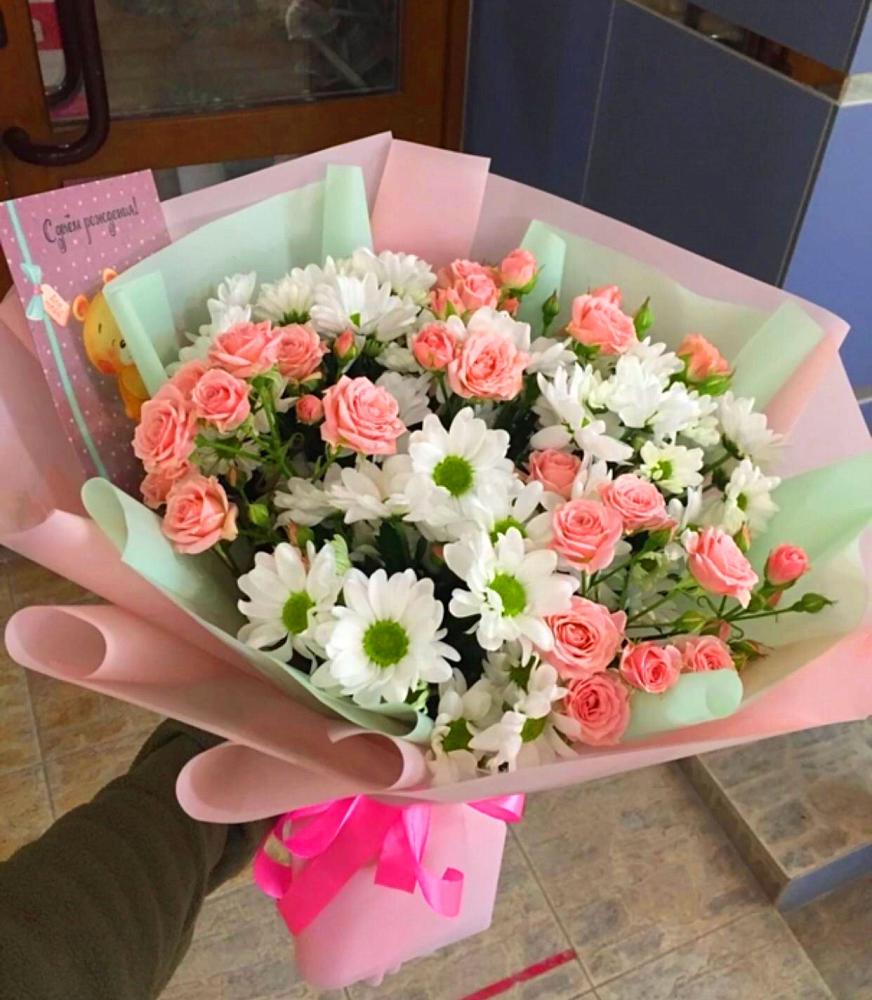 Букет цветов из: Розы и Хризантемы в Инкермане