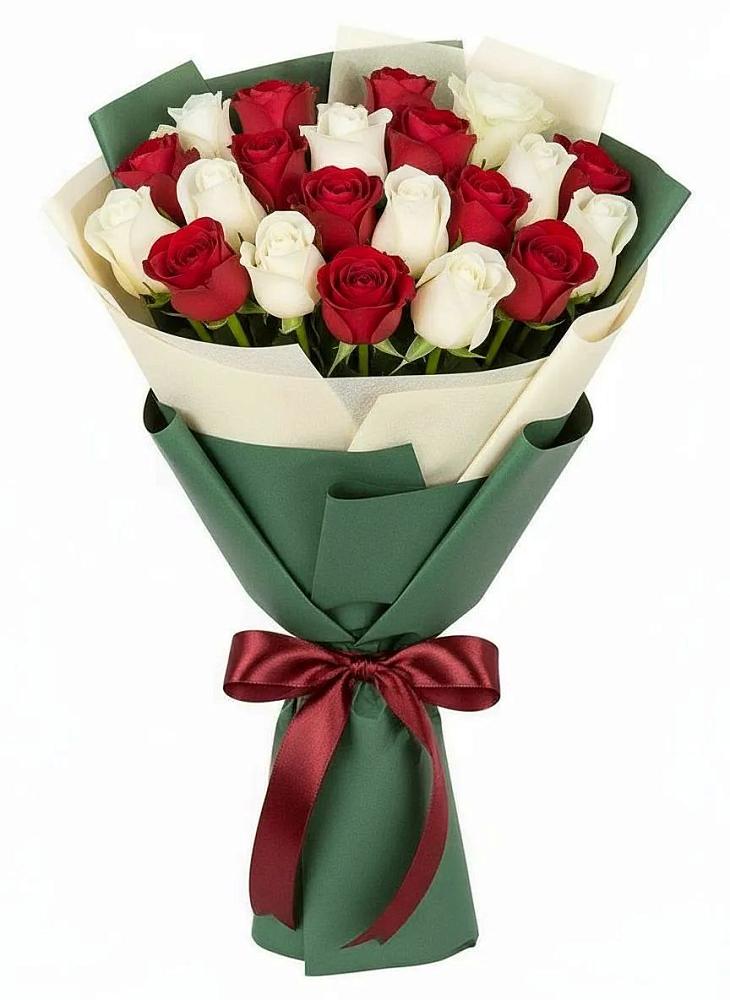 Букет Микс из красных и белых роз в Инкермане