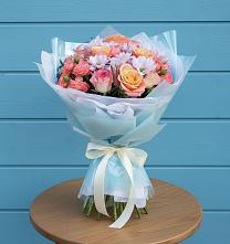Букет цветов из:  Хризантемы и Розы в Инкермане