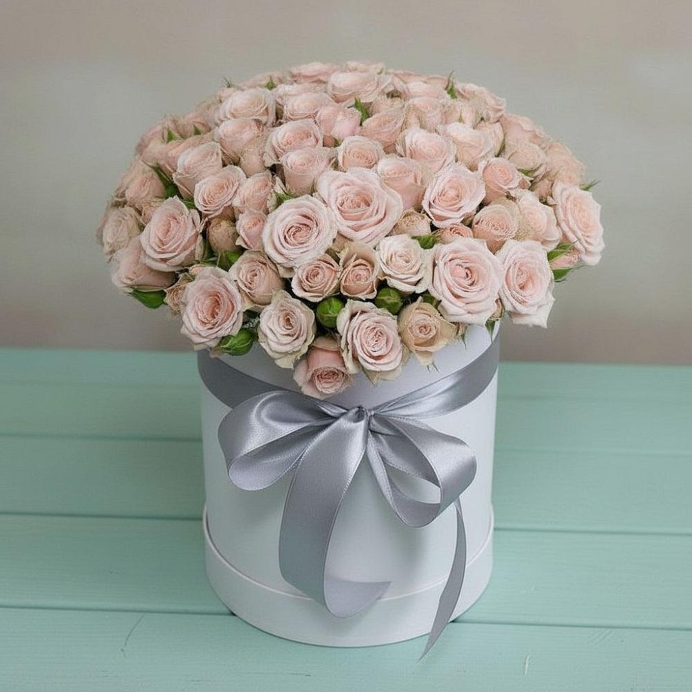 Цветочная композиция из Розы в шляпной коробке в Инкермане